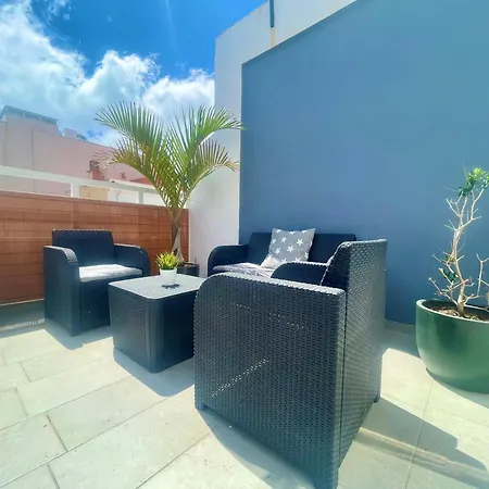 Sunny Terrace Lejlighed