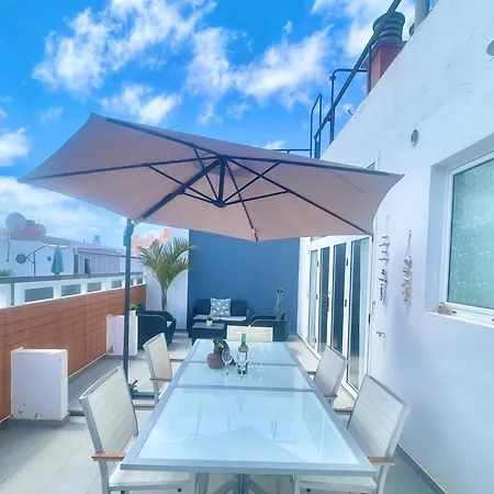 Sunny Terrace Lejlighed
